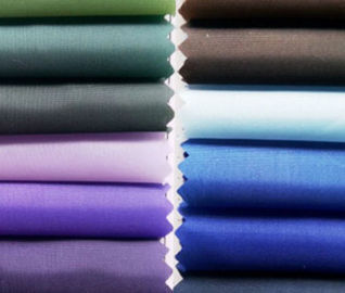 Trung Quốc 210T Tím Polyester Taffeta Vải Sợi nhuộm màu Tùy chỉnh màu nhà cung cấp